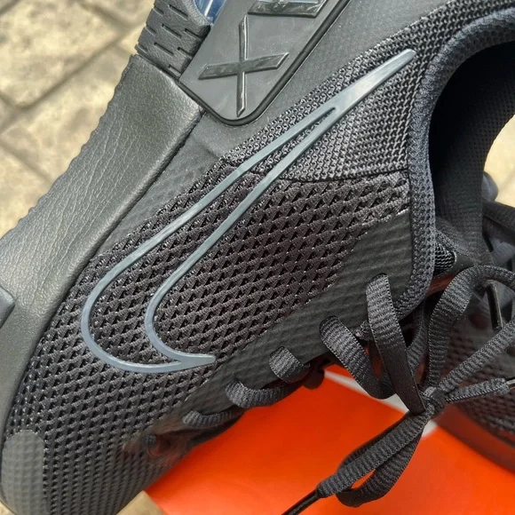 Nike Air Max Men's Black Sneakers - Picture 14 of 15